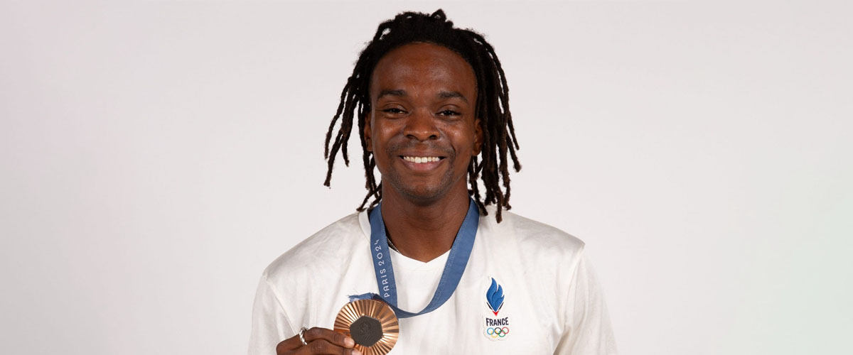 Enzo Lefort et sa médaille olympique